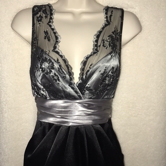 ❌SOLD❌LOVE TEASE black and silver party dress - Picture 2 of 8